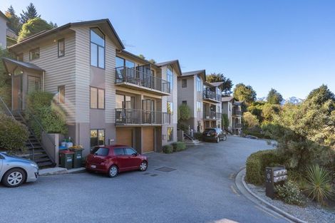 Photo of property in Arno Apartment, 10/8 Mckerrow Place, Sunshine Bay, Queenstown, 9300