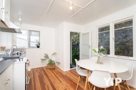 Photo of property in 58 Kenmore Street, Newlands, Wellington, 6037