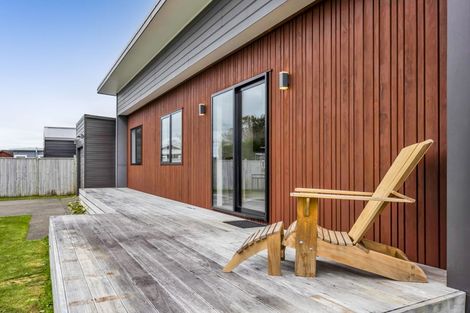 Photo of property in 7 Manatu Lane, Inglewood, 4330