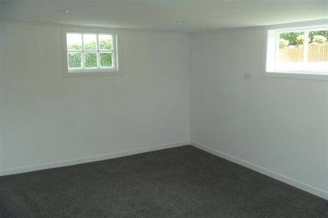 Photo of property in 70 Tukapa Street, Westown, New Plymouth, 4310