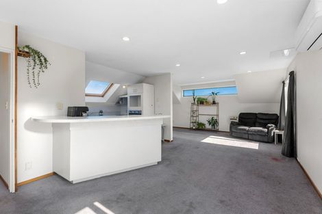 Photo of property in 2/52 Marine Parade, North New Brighton, Christchurch, 8083
