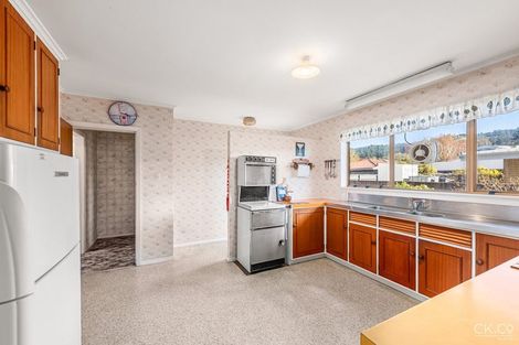 Photo of property in 40 Whitemans Road, Silverstream, Upper Hutt, 5019