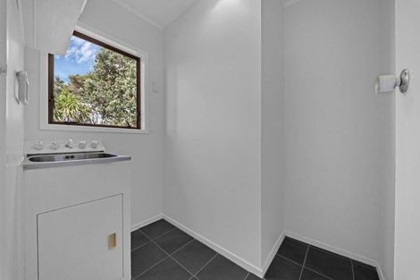 Photo of property in 59 West Harbour Drive, West Harbour, Auckland, 0618