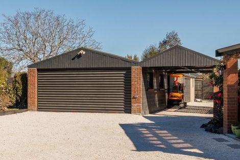 Photo of property in 37 Chinnerys Road, Woodend, 7610