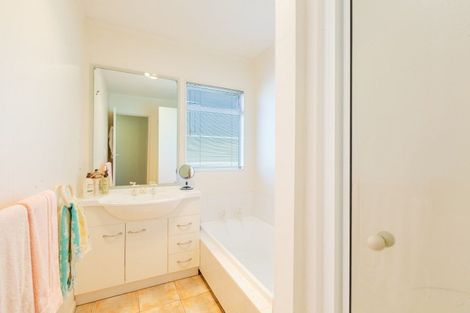 Photo of property in 11a Cheval Place, Taradale, Napier, 4112