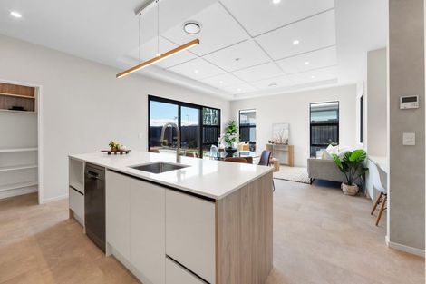 Photo of property in 14 Elsie Lange Way, Casebrook, Christchurch, 8051