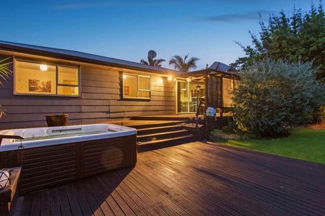 Photo of property in 7 Hindmarsh Street, Henderson, Auckland, 0612