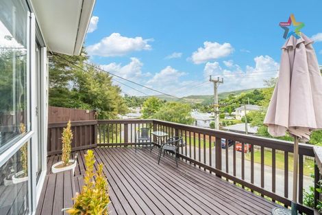 Photo of property in 4 John Street, Stokes Valley, Lower Hutt, 5019