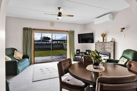 Photo of property in 158 Tasman Street, Opunake, 4616