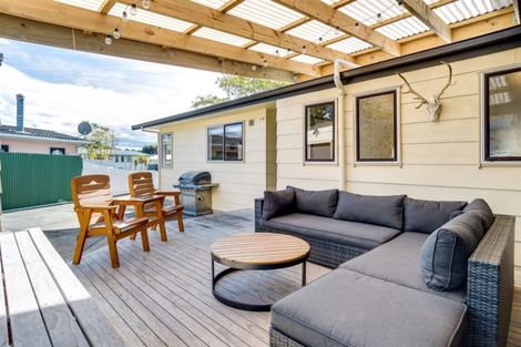 Photo of property in 31 Gilmour Place, Taradale, Napier, 4112