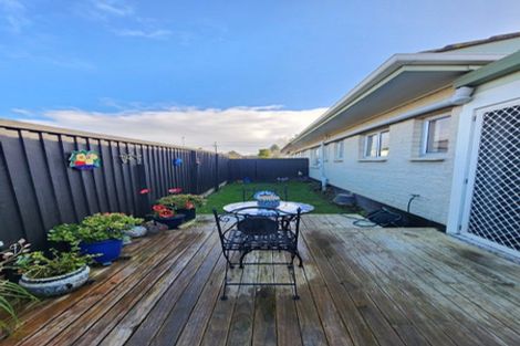 Photo of property in 3/50 Kenderdine Road, Papatoetoe, Auckland, 2025