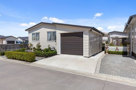 Photo of property in 318/11 Kamahi Crescent, Papamoa Beach, Papamoa, 3118