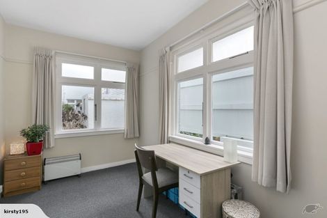 Photo of property in 1u5 Rixon Grove, Mount Victoria, Wellington, 6011