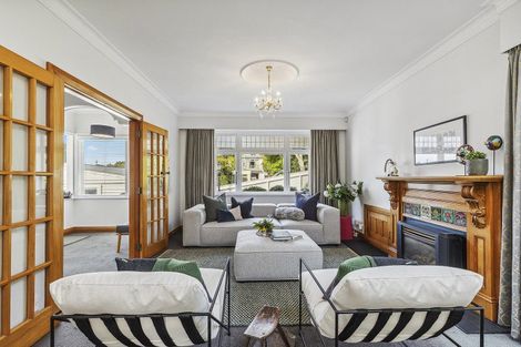 Photo of property in 21 Waikare Street, Karori, Wellington, 6012