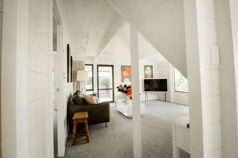 Photo of property in 266 Victoria Avenue, Hokowhitu, Palmerston North, 4410