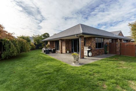 Photo of property in 5 Hideaway Gate, Parklands, Christchurch, 8083