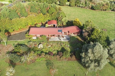 Photo of property in 392 Hillview Road, Bombay, 2675