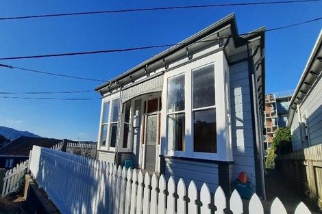 Photo of property in 377 Adelaide Road, Newtown, Wellington, 6021