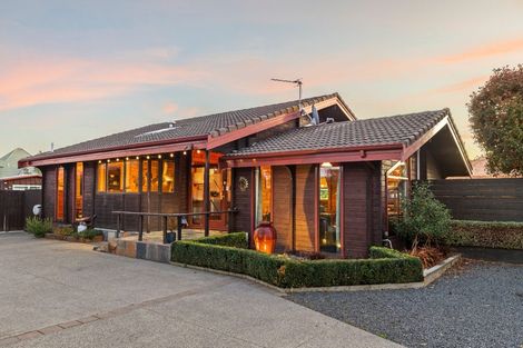 Photo of property in 42 Steadman Road, Broomfield, Christchurch, 8042