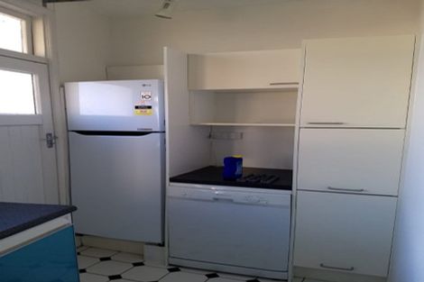 Photo of property in Hobson Flats, 8/1 Hobson Street, Pipitea, Wellington, 6011