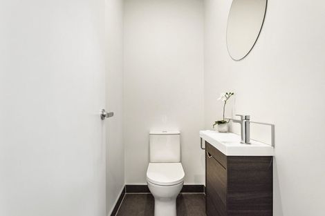 Photo of property in 13 Noel Hayden Street, Takanini, 2112