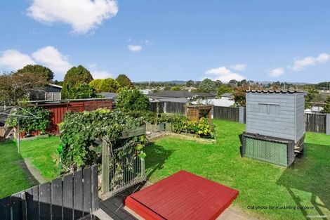 Photo of property in 64 Hyperion Drive, Randwick Park, Auckland, 2105
