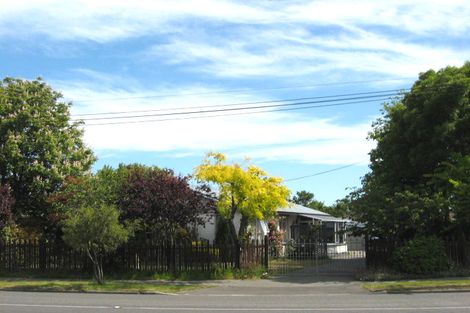 Photo of property in 400 Mairehau Road, Parklands, Christchurch, 8083
