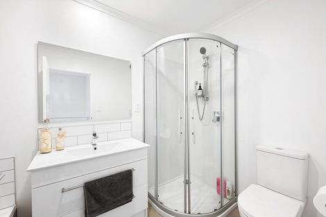 Photo of property in 10/19u Ruakiwi Road, Hamilton Lake, Hamilton, 3204