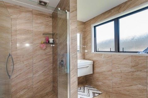 Photo of property in 35 Heathfield Avenue, Huntington, Hamilton, 3210