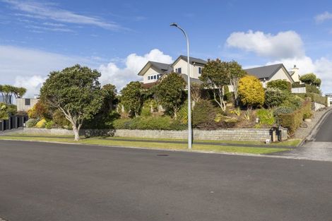 Photo of property in 10 Sampson Avenue, Waiwhakaiho, New Plymouth, 4312