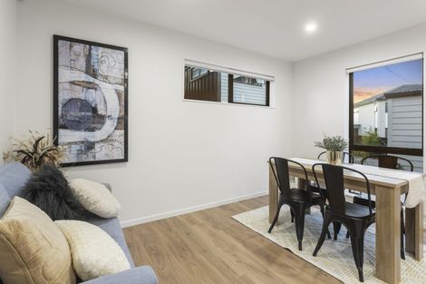 Photo of property in 40a Nikau Street, New Lynn, Auckland, 0600