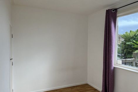 Photo of property in 6 Kaitawa Street, Waikanae Beach, Waikanae, 5036