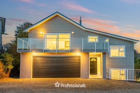 Photo of property in 13 Wilson Grove, Normandale, Lower Hutt, 5010