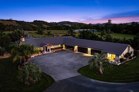 Photo of property in 632 Kara Road, Kokopu, Whangarei, 0179
