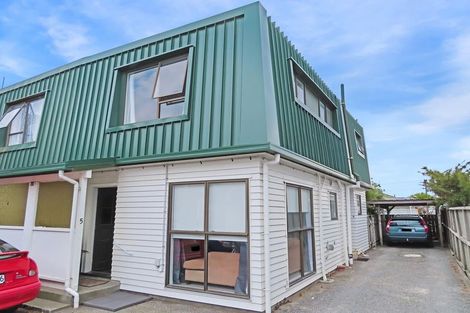 Photo of property in 103f5 Rongotai Road, Kilbirnie, Wellington, 6022