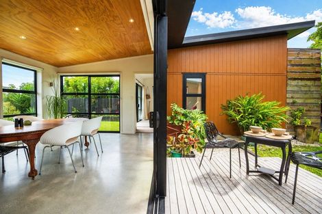 Photo of property in 29 Muritai Road, Parua Bay, Whangarei, 0174