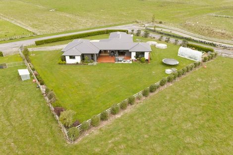 Photo of property in 18 Robbie Lane, Ashhurst, Palmerston North, 4470