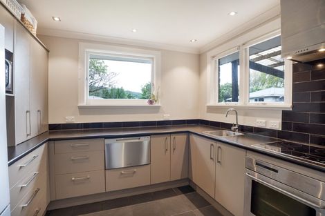 Photo of property in 2/119 Clouston Park Road, Clouston Park, Upper Hutt, 5018