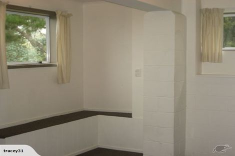 Photo of property in 32 Roick Parade, Glen Eden, Auckland, 0602