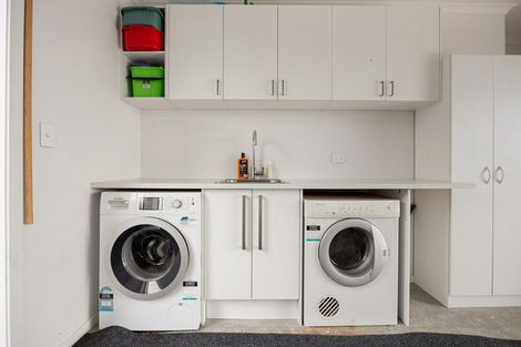 Photo of property in 17 Kereruu Street, Cambridge, 3434