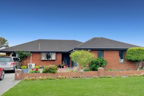 Photo of property in 32 Bowen Street, Upper Riccarton, Christchurch, 8041