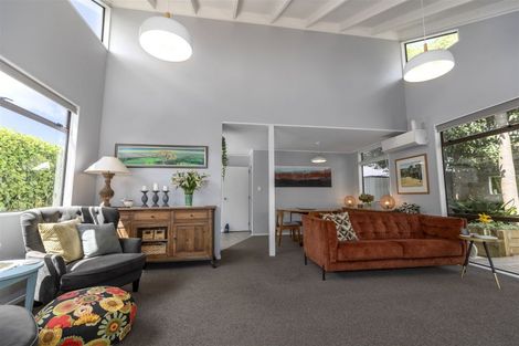 Photo of property in 25a/1 Beach Road, Te Atatu Peninsula, Auckland, 0610