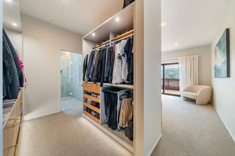 Photo of property in 16 Te Hoiere Street, Aotea, Porirua, 5024