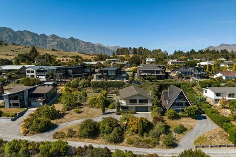 Photo of property in 582 Peninsula Road, Kelvin Heights, Queenstown, 9300
