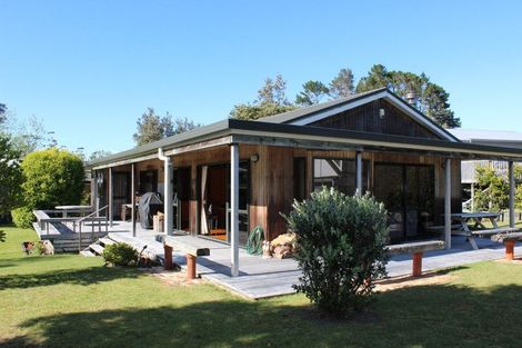 Photo of property in 119 Rimu Place, Matarangi, Whitianga, 3592