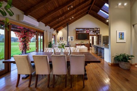 Photo of property in 355 Ballantyne Road, Wanaka, 9382