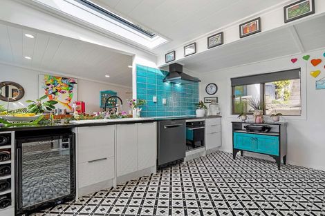 Photo of property in 102 Pohutukawa Avenue, Ohope, 3121