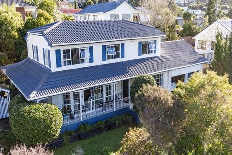 Photo of property in 6 Mosman Place, Chatswood, Auckland, 0626