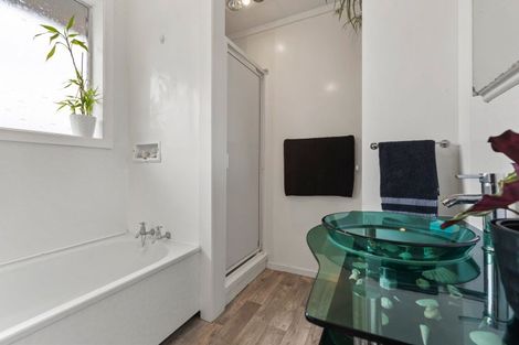 Photo of property in 14 Naumai Place, Spotswood, New Plymouth, 4310