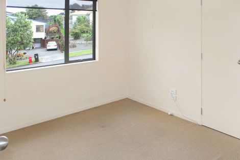 Photo of property in 8 Ruapehu Drive, Fitzherbert, Palmerston North, 4410